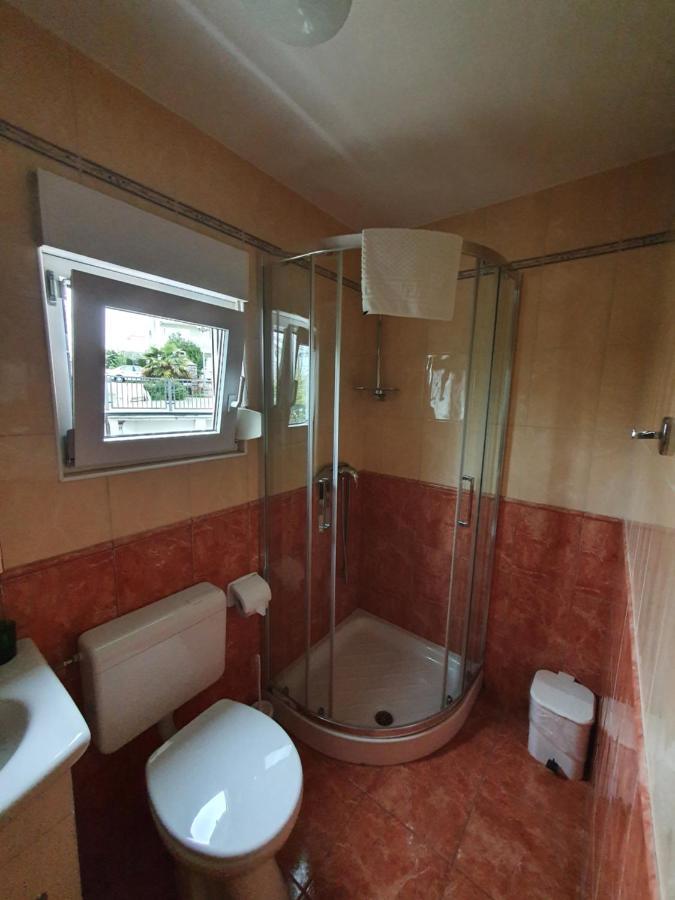 Apartments & Rooms Krk Krk Island Exterior photo