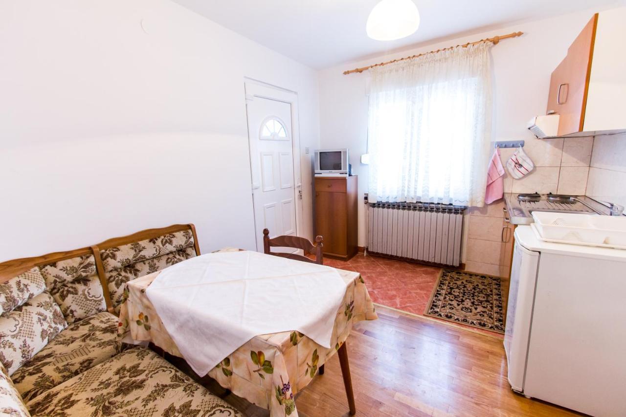 Apartments & Rooms Krk Krk Island Room photo